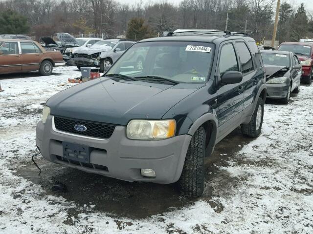 1FMCU04122KA15056 - 2002 FORD ESCAPE XLT GREEN photo 2