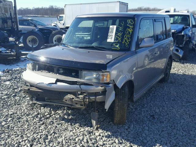 JTLKT334240155353 - 2004 TOYOTA SCION XB SILVER photo 2