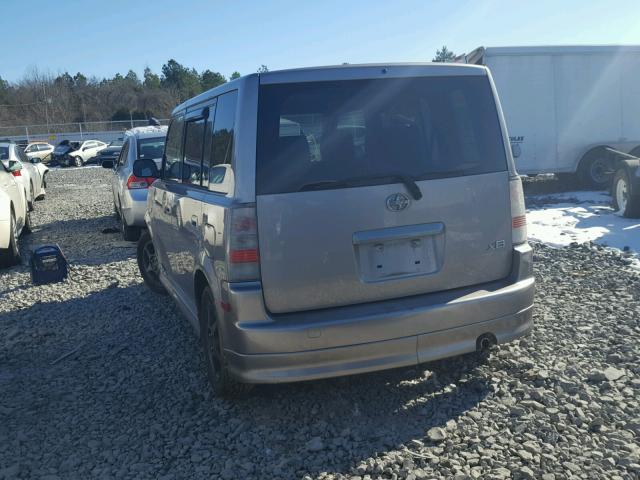 JTLKT334240155353 - 2004 TOYOTA SCION XB SILVER photo 3