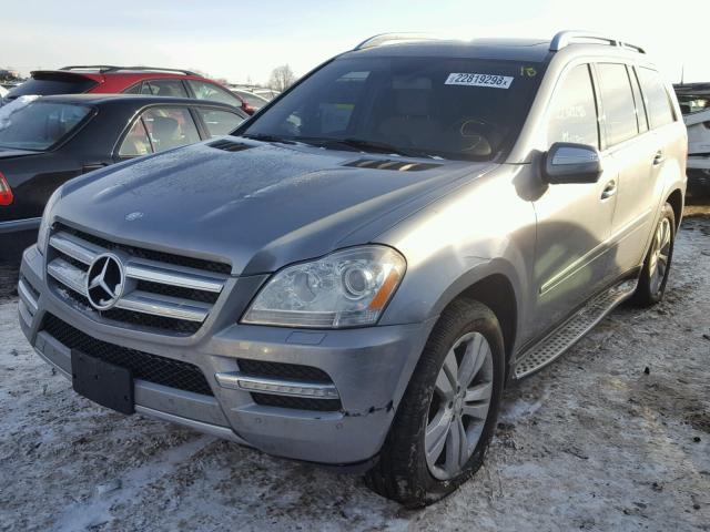 4JGBF7BE6AA538105 - 2010 MERCEDES-BENZ GL 450 4MA SILVER photo 2