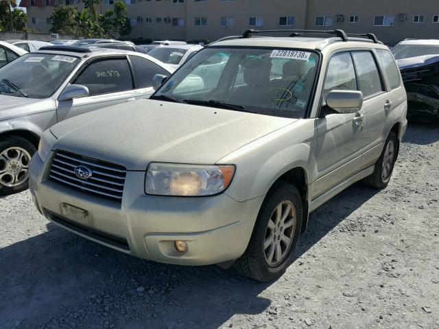 JF1SG65676H742786 - 2006 SUBARU FORESTER 2 BEIGE photo 2