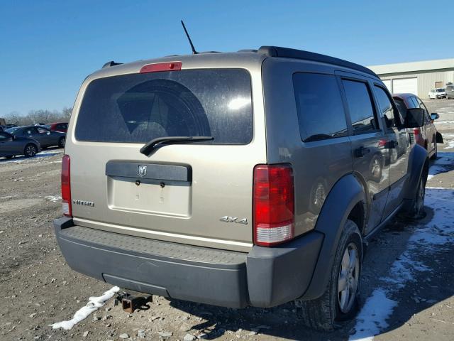 1D8GU28K77W629056 - 2007 DODGE NITRO SXT BEIGE photo 4