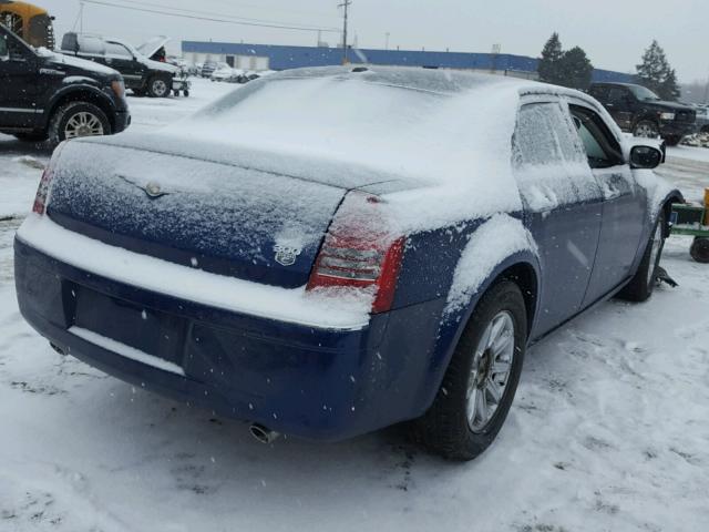 2C3KA63H37H705847 - 2007 CHRYSLER 300C BLUE photo 4