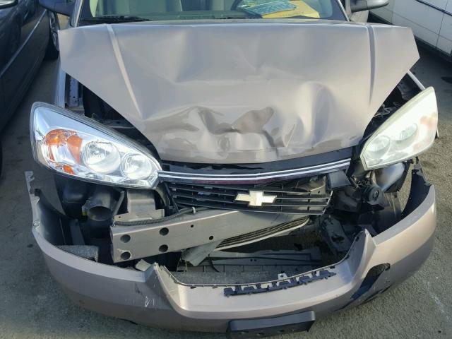 1G1ZS58FX7F119438 - 2007 CHEVROLET MALIBU LS GOLD photo 7