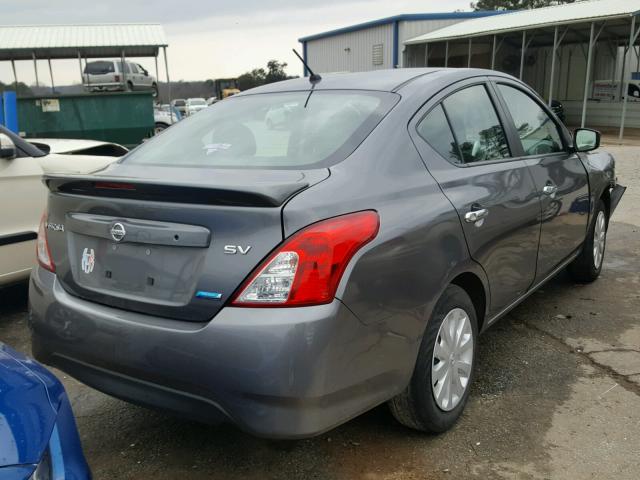 3N1CN7AP3GL818308 - 2016 NISSAN VERSA S GRAY photo 4