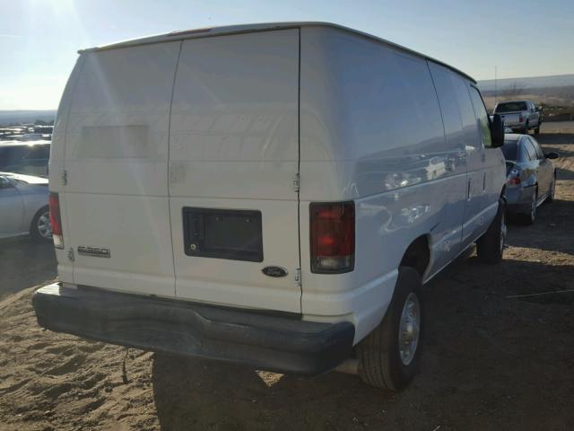 1FTSE34L78DA12182 - 2008 FORD ECONOLINE WHITE photo 4