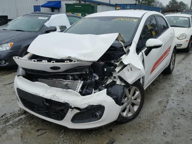 KNADN5A31C6094154 - 2012 KIA RIO EX WHITE photo 2