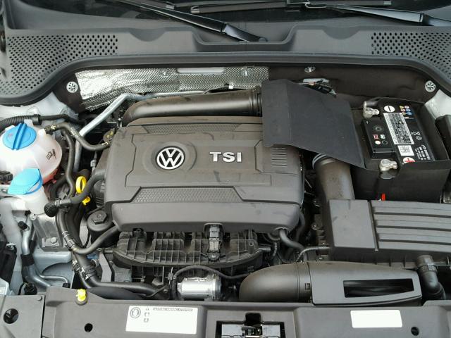 3VW517AT8HM813726 - 2017 VOLKSWAGEN BEETLE S/S 银色 照片 7