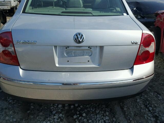 WVWRH63B23P330685 - 2003 VOLKSWAGEN PASSAT GLX SILVER photo 10