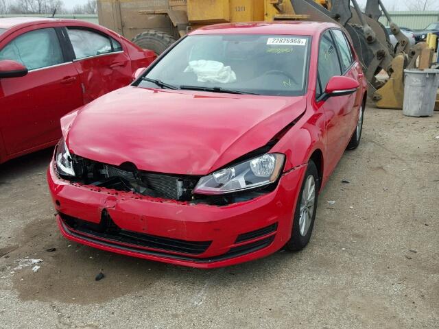 3VW217AU6FM022152 - 2015 VOLKSWAGEN GOLF RED photo 2