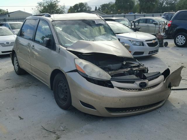 5TDZK23C17S014399 - 2007 TOYOTA SIENNA CE TAN photo 1