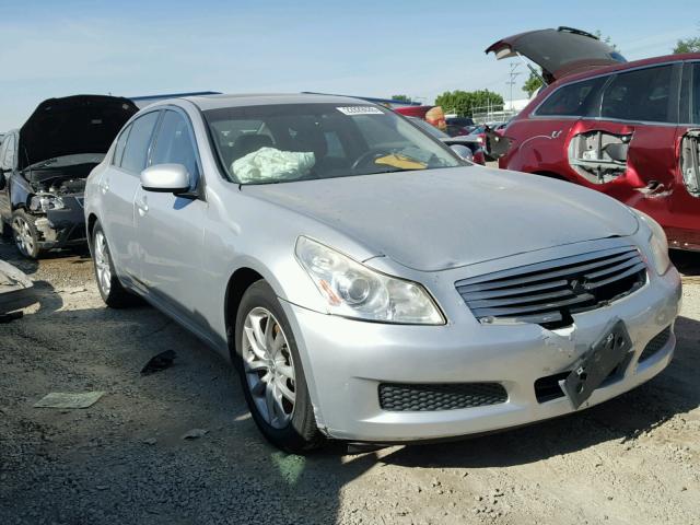 JNKBV61EX7M715974 - 2007 INFINITI G35 SILVER photo 1