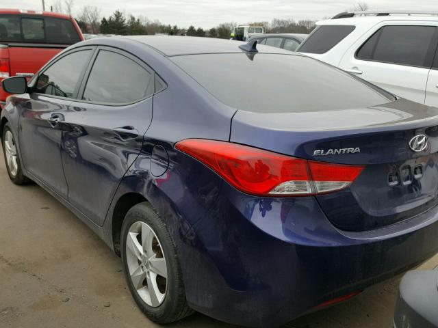 5NPDH4AE5DH310231 - 2013 HYUNDAI ELANTRA GL BLUE photo 3