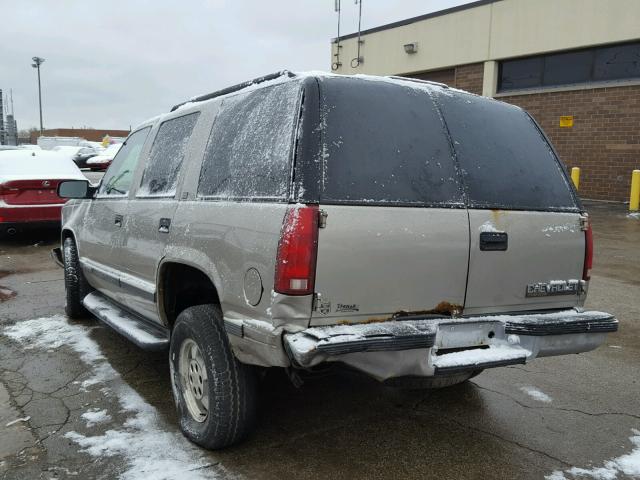 1GNEK13R4XJ523985 - 1999 CHEVROLET TAHOE K150 BEIGE photo 3