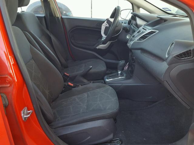 3FADP4BJ0CM115182 - 2012 FORD FIESTA SE RED photo 5