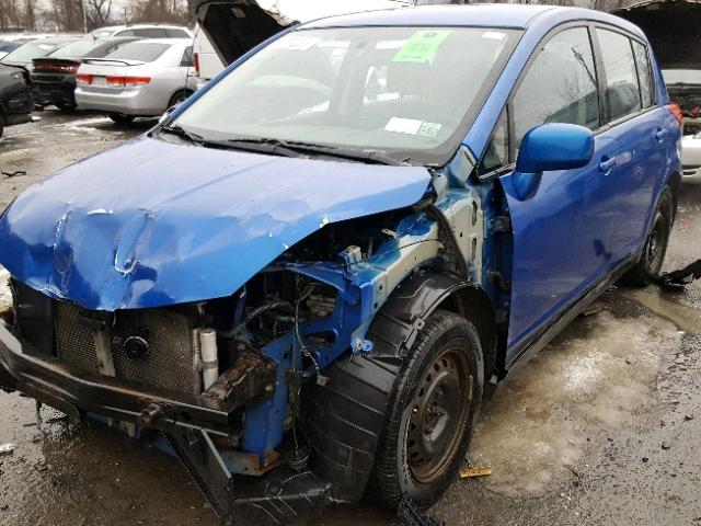 3N1BC13E67L425851 - 2007 NISSAN VERSA S BLUE photo 2