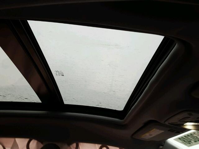 1G1ZH5SX5GF205322 - 2016 CHEVROLET MALIBU PRE WHITE photo 9