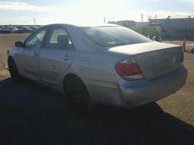 4T1BE32K86U736790 - 2006 TOYOTA CAMRY LE SILVER photo 3