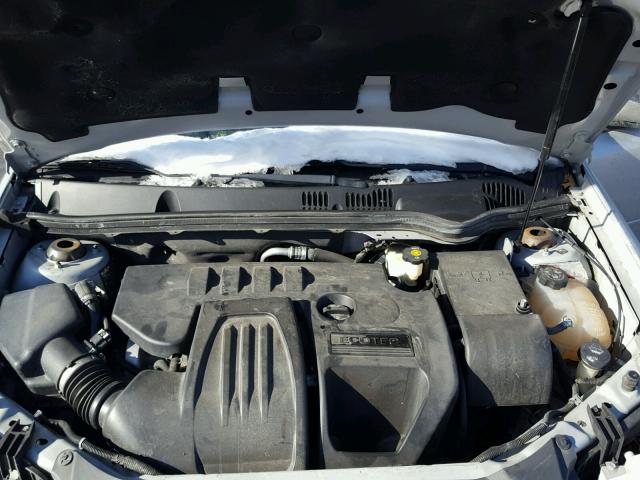 1G1AK58F287144942 - 2008 CHEVROLET COBALT LS SILVER photo 7