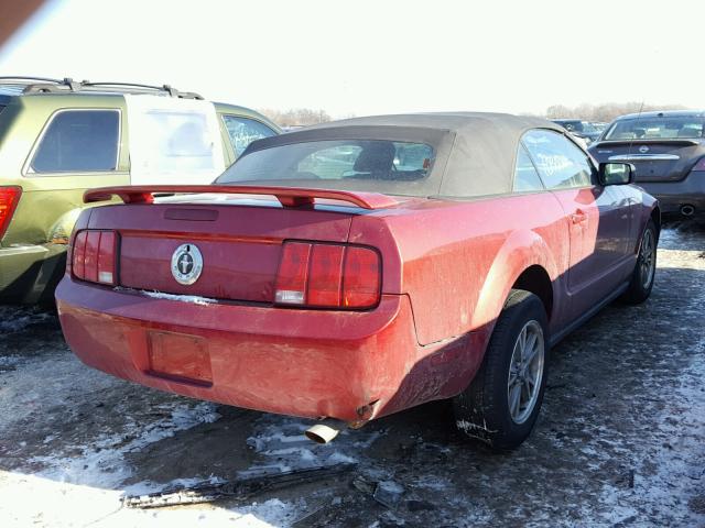 1ZVFT84N255203954 - 2005 FORD MUSTANG RED photo 4