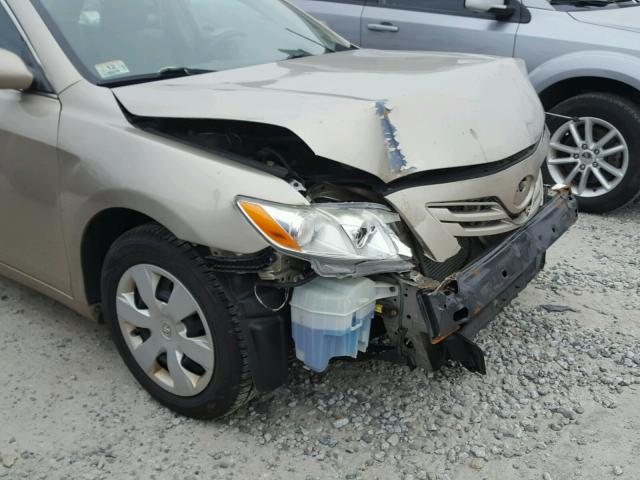 4T1BK46KX9U589188 - 2009 TOYOTA CAMRY SE SILVER photo 9