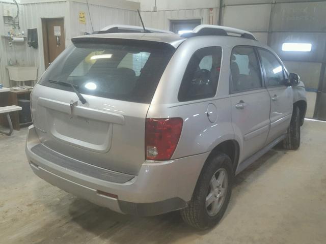 2CKDL33F986328751 - 2008 PONTIAC TORRENT SILVER photo 4