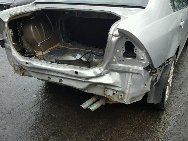 3FAHP0JA3CR250395 - 2012 FORD FUSION SEL WHITE photo 9