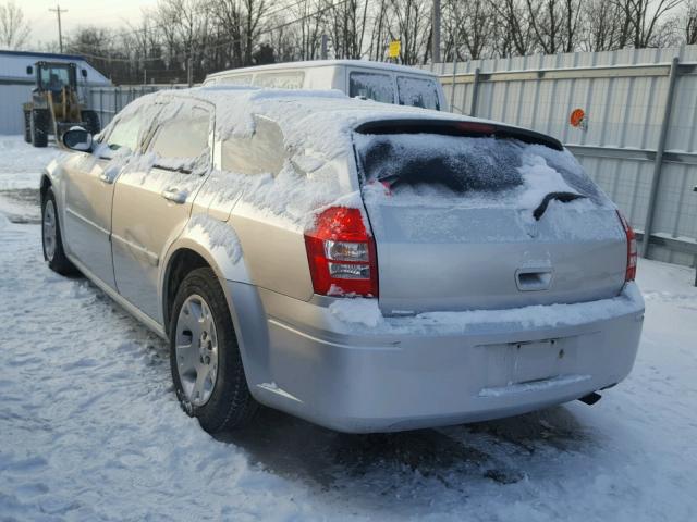 2D4FV47T36H385693 - 2006 DODGE MAGNUM SE SILVER photo 3