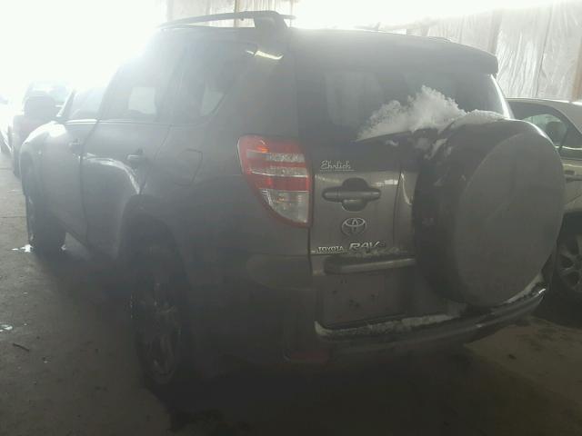 2T3BK33V49W013628 - 2009 TOYOTA RAV4 GRAY photo 3