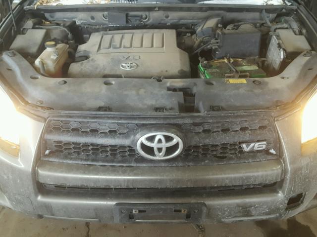 2T3BK33V49W013628 - 2009 TOYOTA RAV4 GRAY photo 7