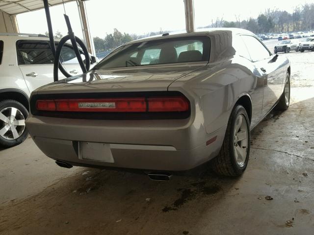 2C3CDYAG3EH152888 - 2014 DODGE CHALLENGER SILVER photo 4