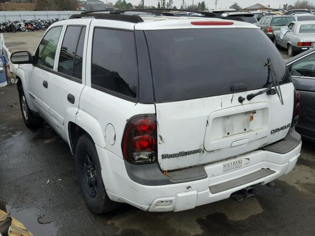 1GNDT13S522388949 - 2002 CHEVROLET TRAILBLAZE WHITE photo 3