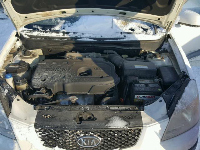 KNADE123676248693 - 2007 KIA RIO BASE WHITE photo 7