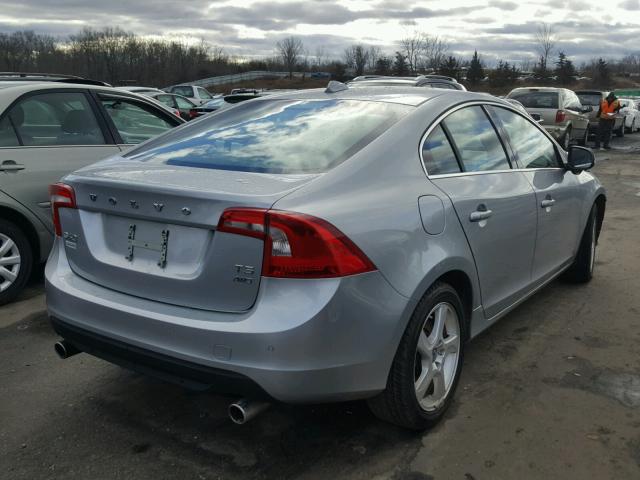 YV1612FH7D1215286 - 2013 VOLVO S60 T5 SILVER photo 4