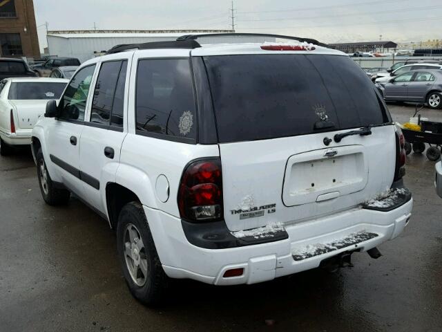 1GNDT13S552230034 - 2005 CHEVROLET TRAILBLAZE WHITE photo 3