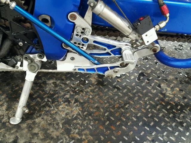 JYARN13E35A012467 - 2005 YAMAHA YZFR1 WHITE photo 19