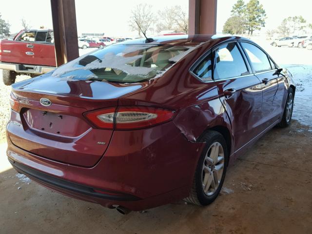 3FA6P0H70GR210458 - 2016 FORD FUSION SE BURGUNDY photo 4