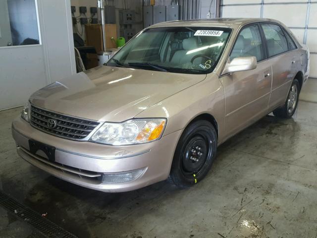 4T1BF28B54U390614 - 2004 TOYOTA AVALON XL GOLD photo 2