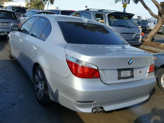 WBANA73505B814516 - 2005 BMW 530 I SILVER photo 3