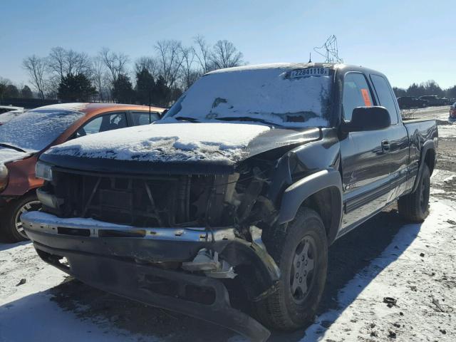 1GCEK19TX2E124852 - 2002 CHEVROLET SILVERADO BLACK photo 2