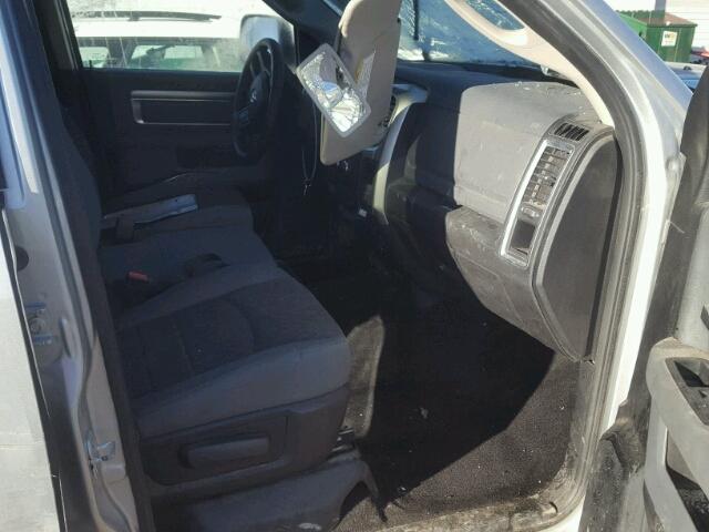 3C6UR5JL0GG205019 - 2016 RAM 2500 SLT SILVER photo 5