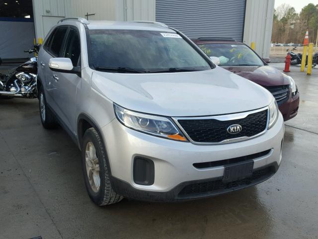 5XYKTDA70FG607313 - 2015 KIA SORENTO LX SILVER photo 1