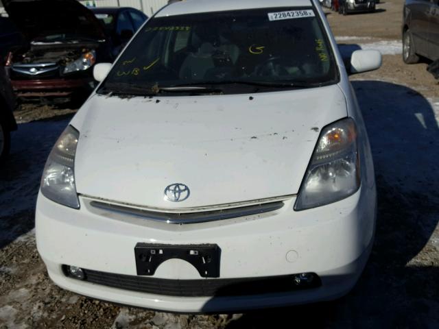 JTDKB20U987747925 - 2008 TOYOTA PRIUS WHITE photo 9