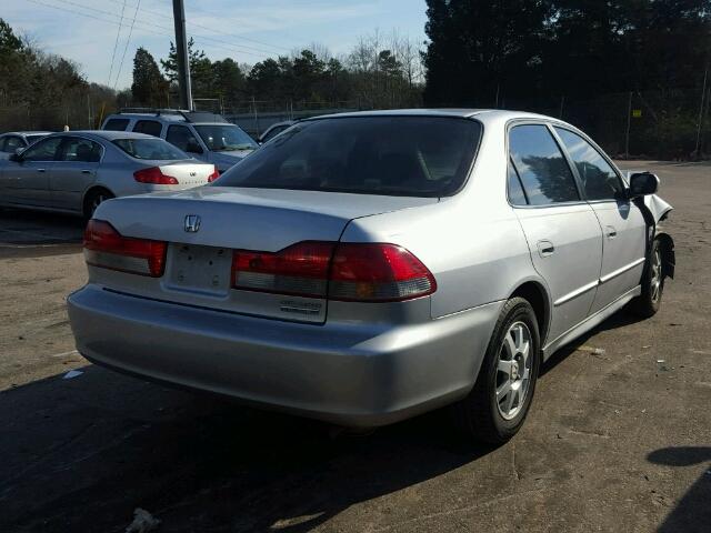 1HGCG56702A168147 - 2002 HONDA ACCORD SE SILVER photo 4