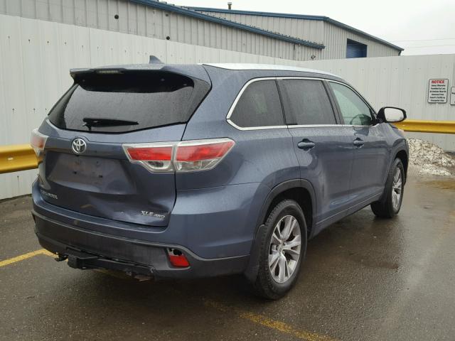 5TDJKRFHXFS107031 - 2015 TOYOTA HIGHLANDER BLUE photo 4