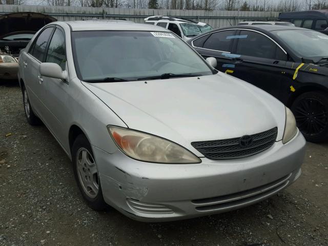 4T1BF30K72U507530 - 2002 TOYOTA CAMRY LE SILVER photo 1