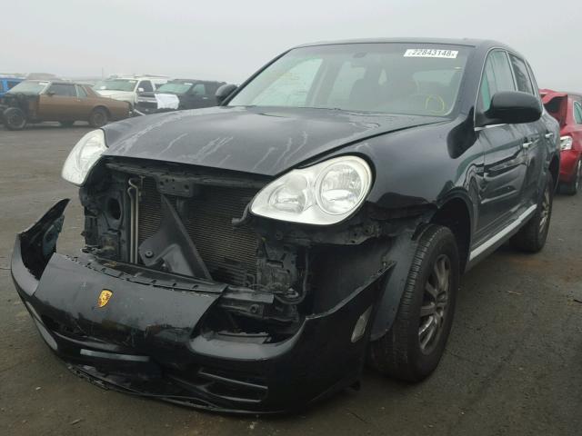 WP1AA29P56LA26841 - 2006 PORSCHE CAYENNE BLACK photo 2