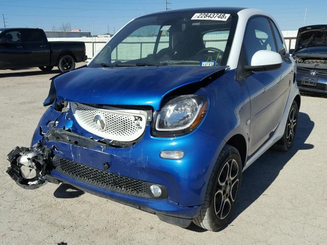 WMEFJ5DA9GK052637 - 2016 SMART FORTWO BLUE photo 2