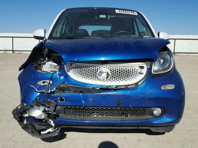 WMEFJ5DA9GK052637 - 2016 SMART FORTWO BLUE photo 9