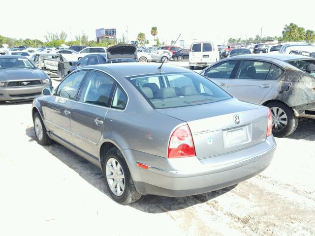 WVWPD63B54E188302 - 2004 VOLKSWAGEN PASSAT GLS GRAY photo 3